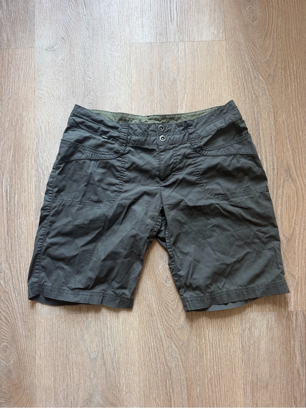 REI Willow Women’s Size 4 Hiking Shorts